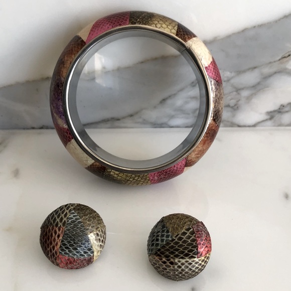 Snakeskin Earrings & Bracelet - Picture 8 of 10